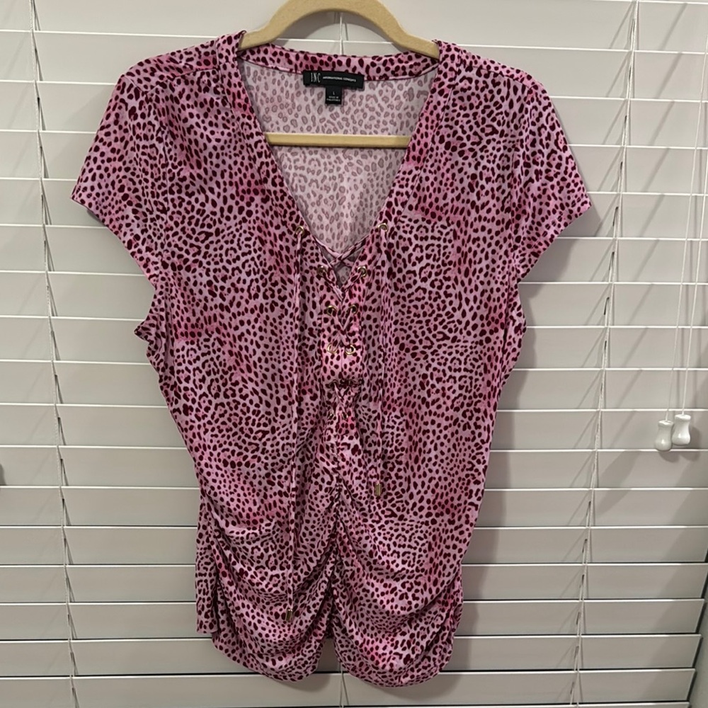 INC International Concepts Pink Leopard Print Women's Top Size L (Used)